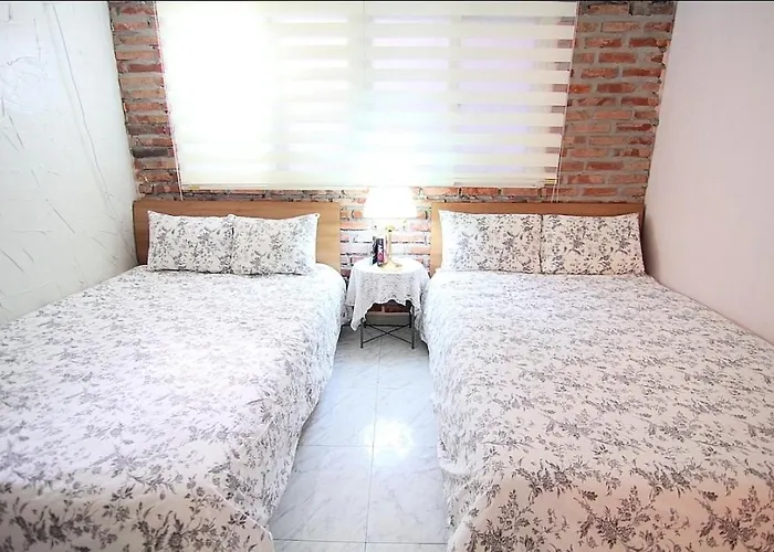 Y Apartment *