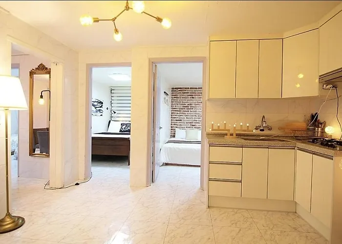 Y Apartment