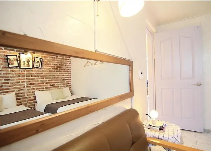 Apartment Y Seoul