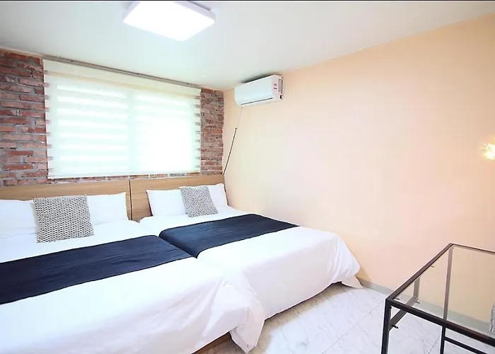 Apartment Y Seoul